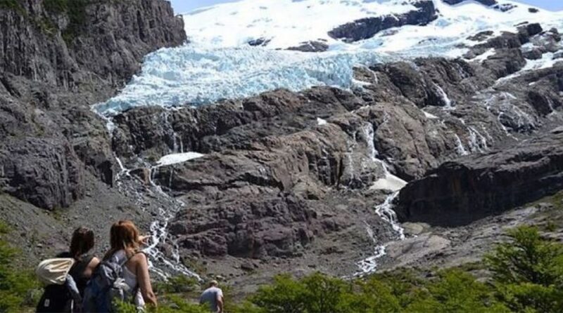 El Chaltén: Full-Day Sailing and Hike Tour - Highlights of the Experience