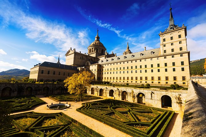 El Escorial and Valley of the Fallen Private Tour - Pickup Information