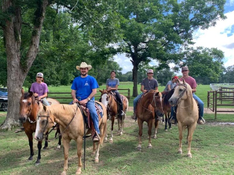 El Limón: Waterfall Horseriding Tour with Lunch - Key Points