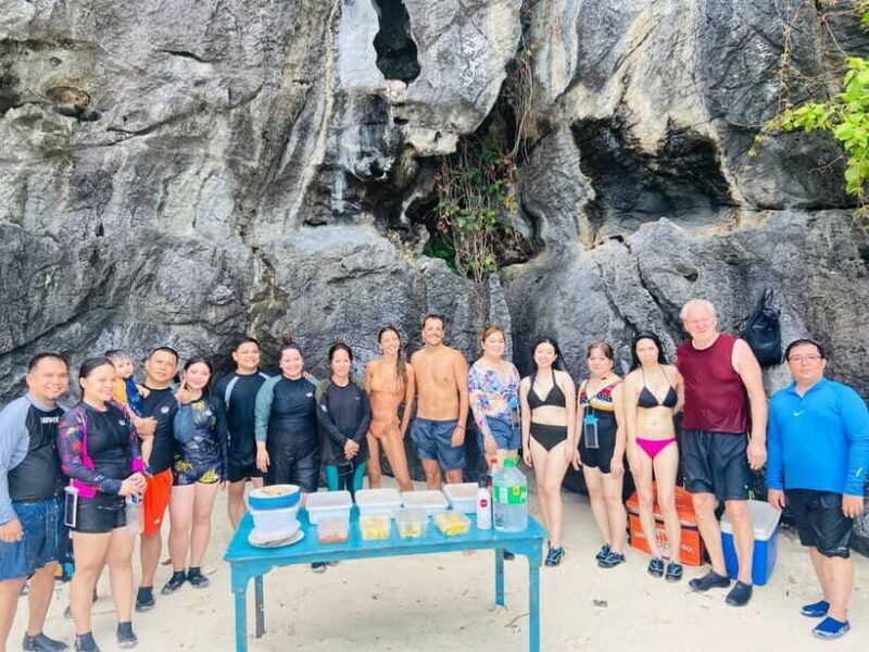 El Nido: Shared Island Hopping Tour C with Buffet Lunch - The Sum Up