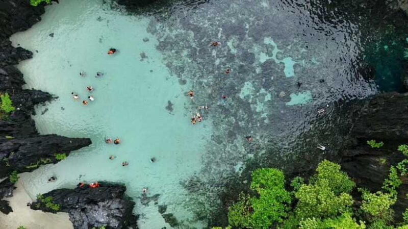 El Nido:Private Tour D with Highlights Small & Cadlao Lagoon - FAQs