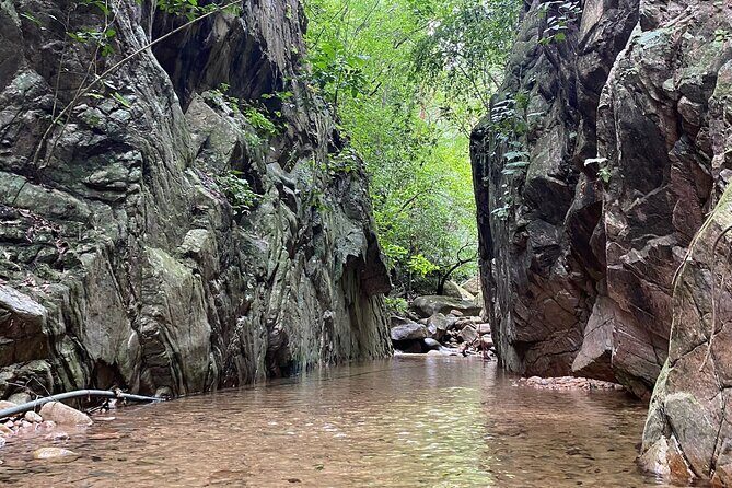 El Nogalito Mountain River- Hiking Tour - Introduction