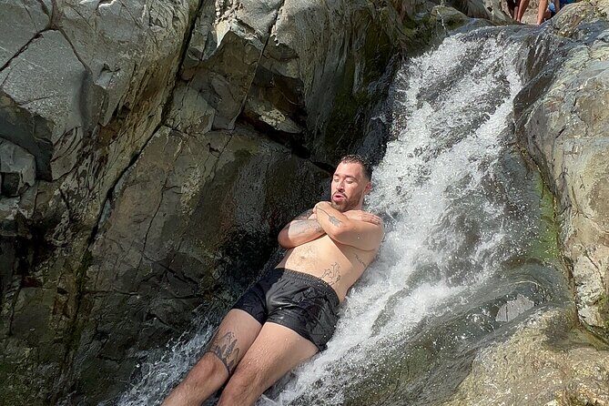 El Yunque Exclusive Experience: Waterslide Adventures w/Transport - Key Points