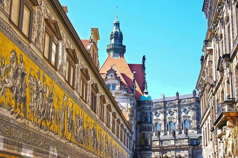 Elbfloren: Historical city tour - A Complete Look at the Elbfloren: Historical City Tour