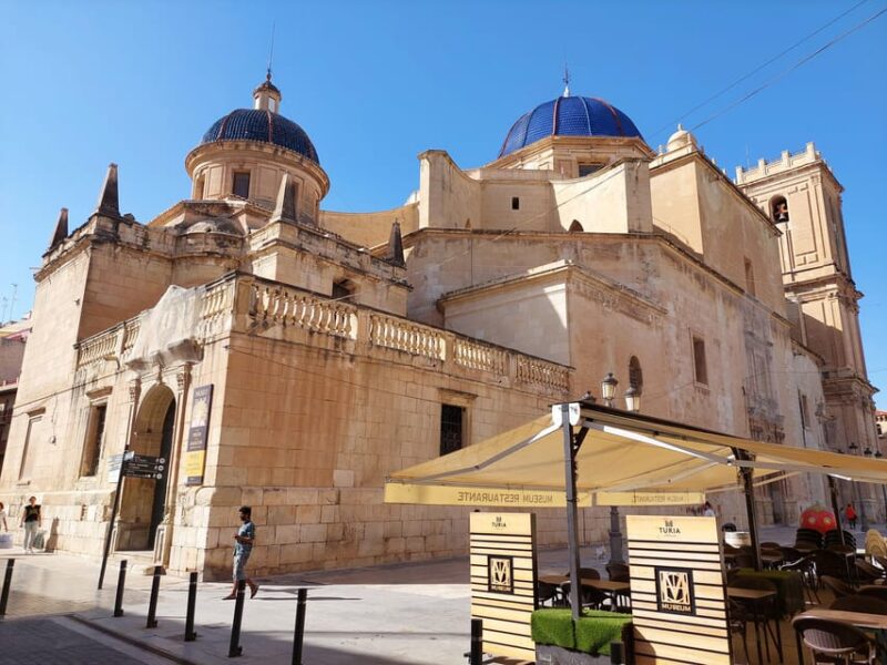 Elche: Walking Tour Through the Historic Center and Botanical Garden Huerto De Cura - Frequently Asked Questions
