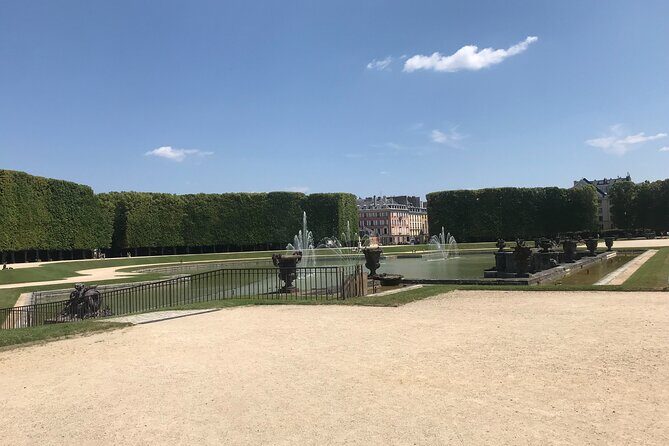 Electric 2-wheeler tour of the Chateau Park and Gardens - Frequently Asked Questions