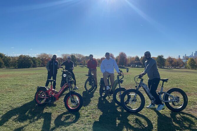 Electric Bike Rentals in Lincoln Park - What to Expect on Your Lincoln Park Electric Bike Tour