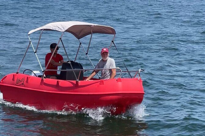 Electric boat Rentals in San Diego Bay. Family friendly boating - Wildlife and scenic highlights