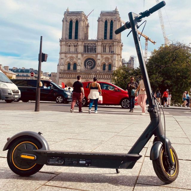 Electric Scooter Guided Tour of Paris - Experience Highlights