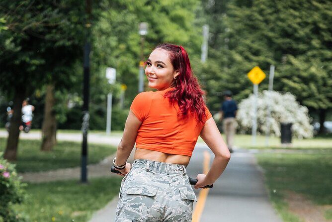 Electric Scooter Rental Montreal - Navigating the Route and Key Spots