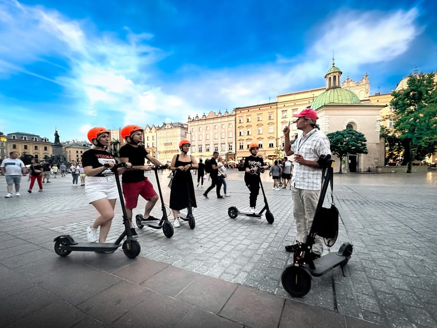 Electric Scooter Tour: Full Tour (Old Town + Shipyard) 3hour - Exploring the Old Town