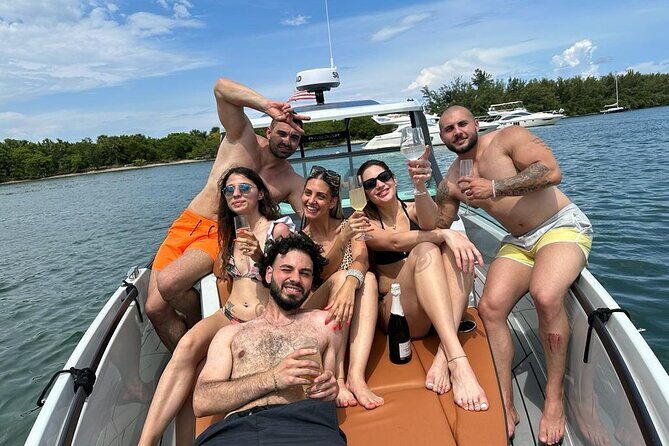 ELEGANT LUXURY MOTOR YACHT PARTY (*No Hidden Fees*) - Who Will Love This Tour?