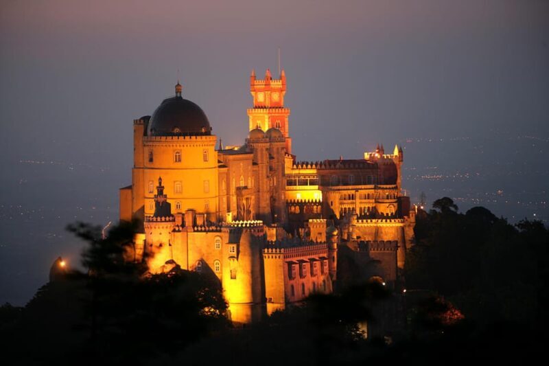 ELEGANT SINTRA TOUR AT NIGHT - Key Points