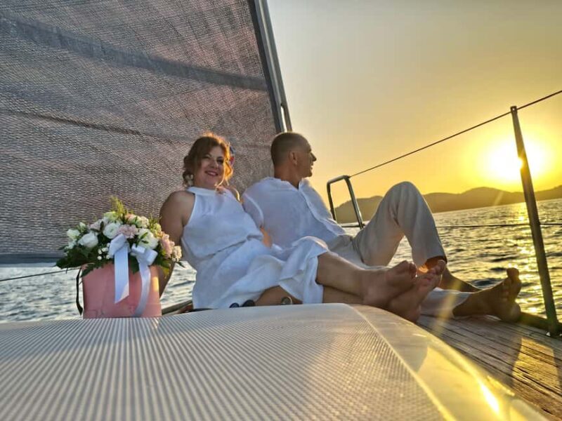 Elegant Sunset cruise under sails,large yacht,full comfort - The Value of a Short but Meaningful Experience
