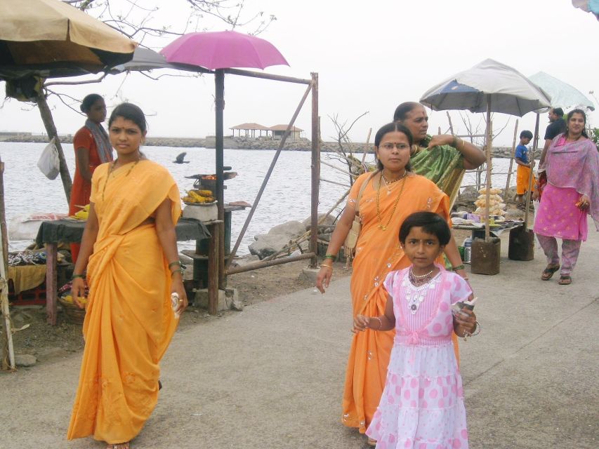 Elephanta Cave Tour With Bollywood Tour - Bollywood Experience Details