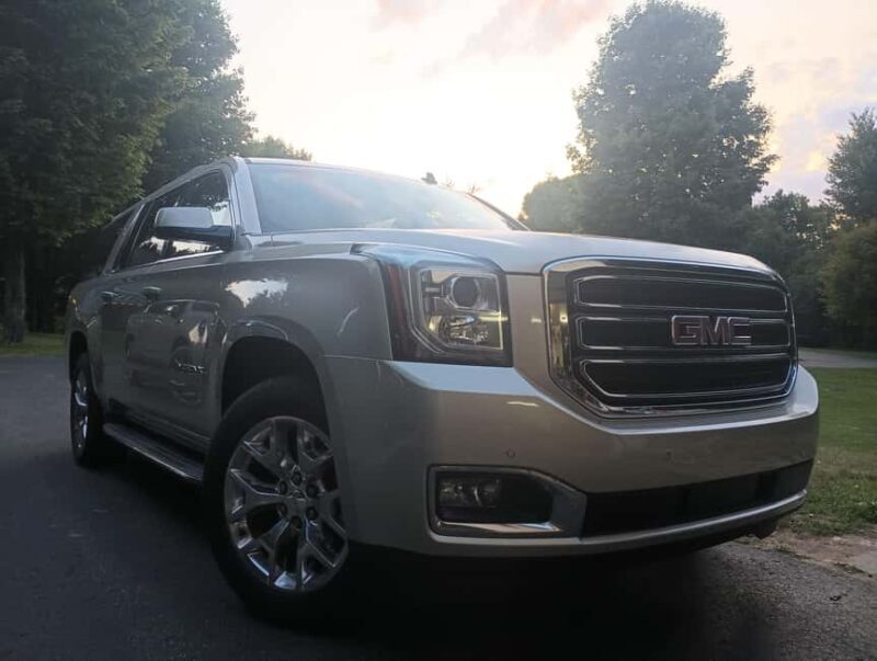 Elk Rapids: Torch Lake Area Movie Star Wine Tour (No Bus) - Key Points