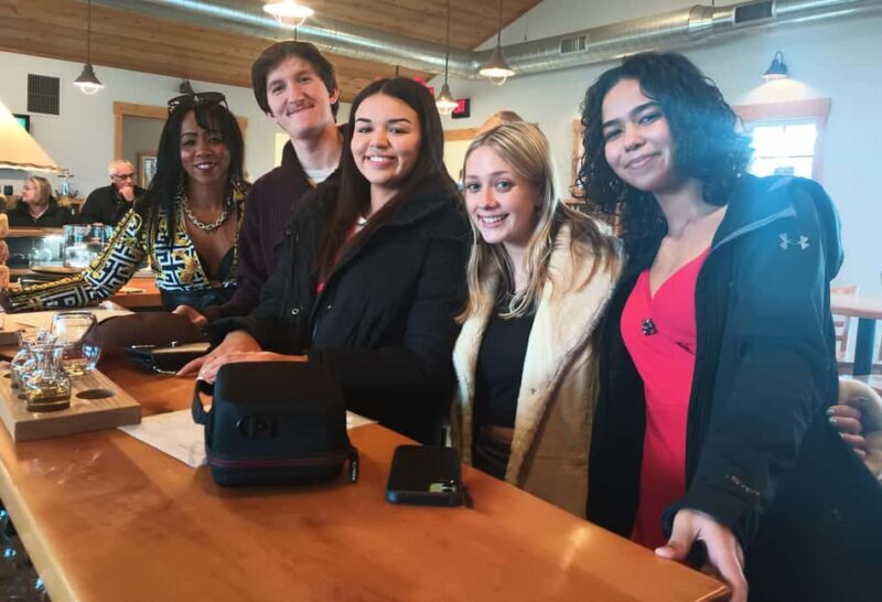 Elk Rapids: Torch Lake Area Movie Star Wine Tour (No Bus) - What Is the Elk Rapids Torch Lake Wine Tour?