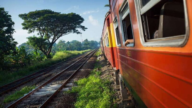 Ella: First Class Scenic Train Ticket To/From Nanuoya - Why This Train Journey Is Special