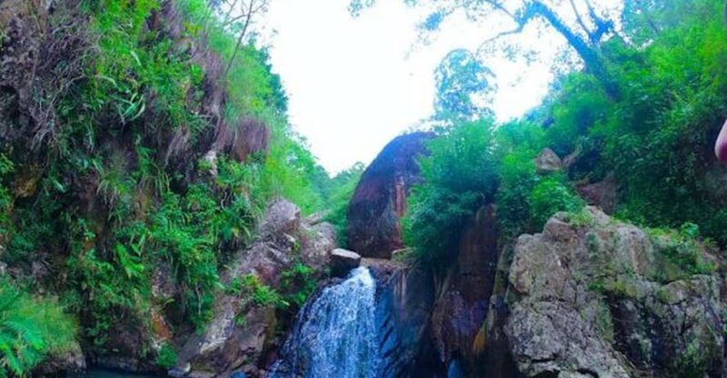 Ella : Private TukTuk Transfer to Kombukara Waterfalls - Itinerary and Duration