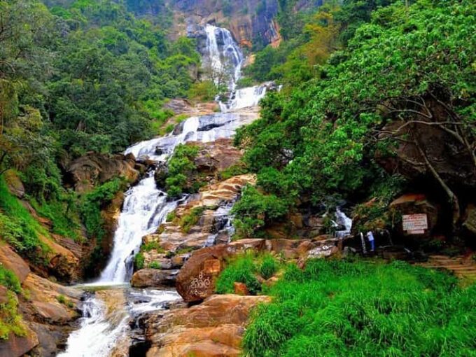 Ella :- Private TukTuk Transfer to Ravana Waterfalls - What to Bring