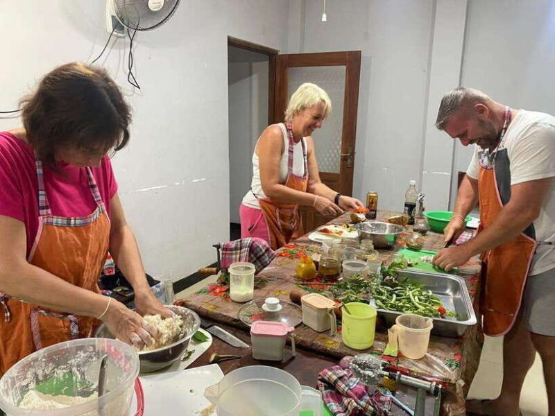 Ella: Sri Lankan Authentic Cooking expirience - FAQs