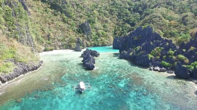 Elnido: Private Island Tour A with Picnic Lunch - The Experience’s Strengths and Possible Drawbacks