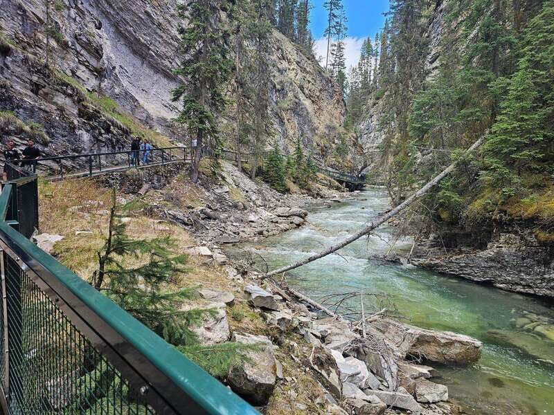 Emerald Lake, Lake Louise, Johnston Canyon & Banff Tour SUV - Final Thoughts: Is It Worth It?