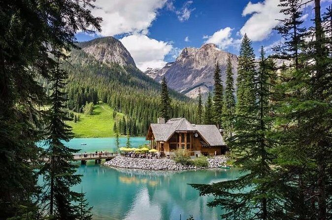 Emerald Lake, Moraine, Lake Louise,Johnston Canyon and Banff Tour - Summary: Who Should Consider This Tour?