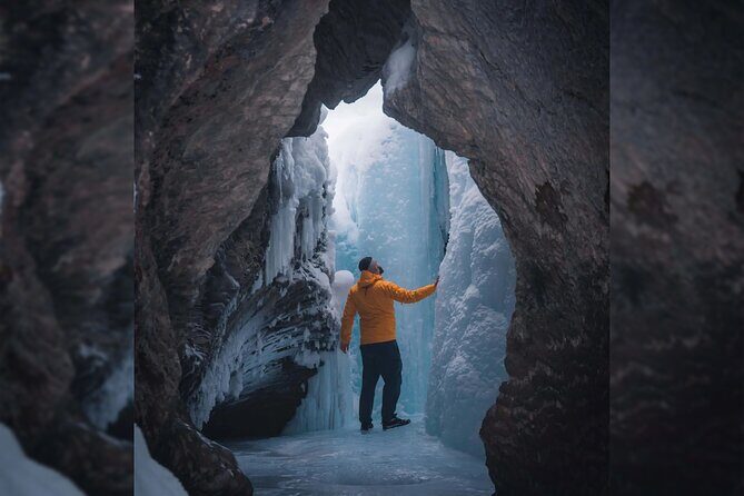 Emerald Lake,Natural Bridge, Wapta Falls & Takakkaw Falls in Yoho - Authentic Experiences & Highlights