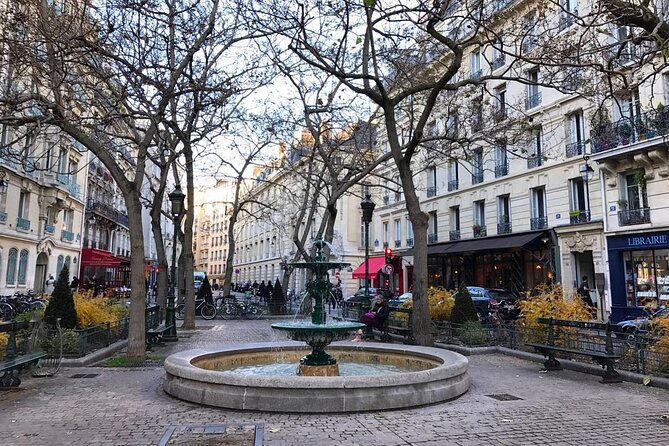 Emily in Paris Tour - Memorable Experiences