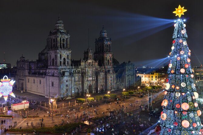 Enchanted Christmas Private Walking Tour in Mexico City - Exploring the Itinerary in Detail