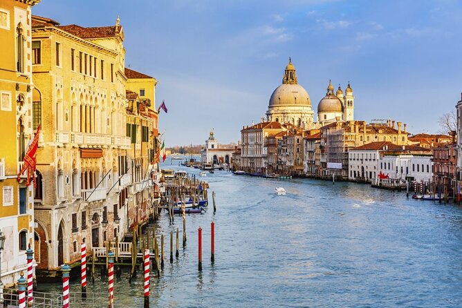 Enchanting Venice: City Walk & Majestic Gondola Ride! - Accessibility and Tour Structure
