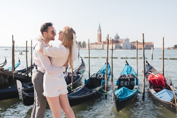 Engagement and Wedding Photographer in Venice, Italy - Capture Your Unforgettable Moments