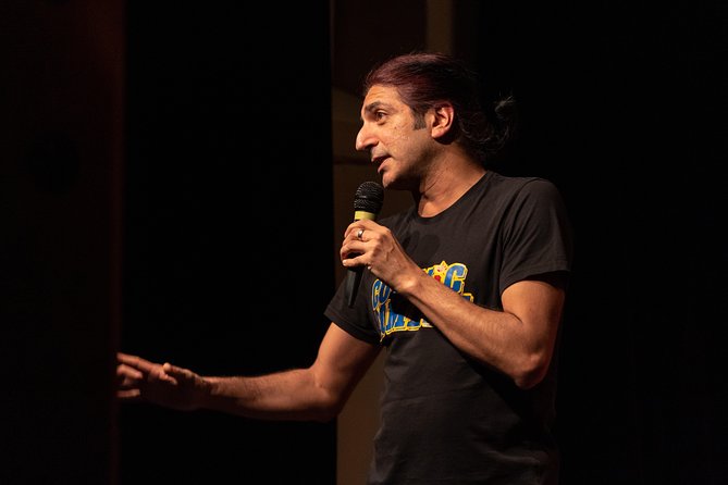 English Comedy Ticket Including Pizza in Berlin Mitte - Performance Details