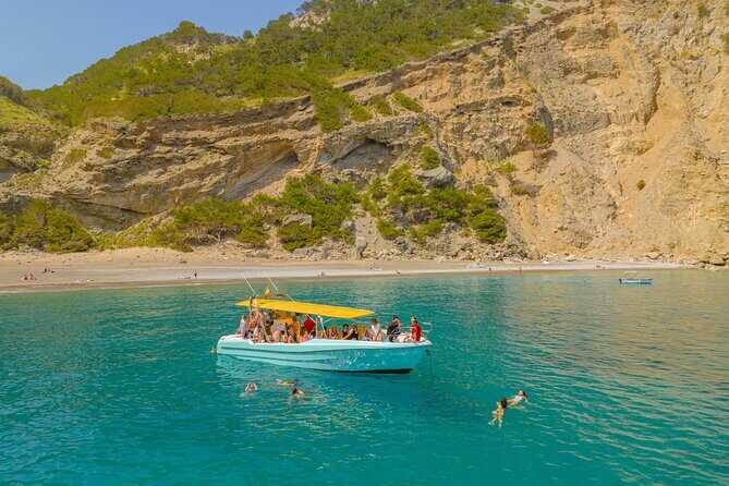 Enjoy crystal clear waters for 2 hours - What to Expect on the Mallorca 2-Hour Relaxation Boat Trip