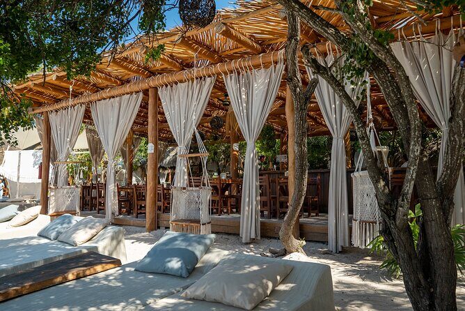 Enjoy From Playa del Carmen Isla Mujeres Catamaran Food and Bar - FAQ