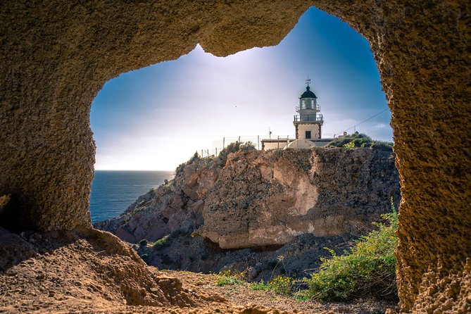 Enjoy the Most Popular Destinations of Santorini Private Half-Day Tour - Panoramic Views and Photostops