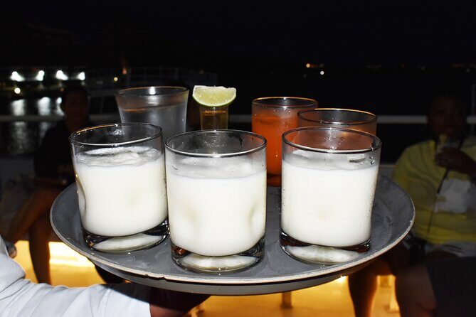 Enjoy The Spanish Galeon with a Romantic Night Dinner in Cancun - The Experience: What to Expect on the Lagoon