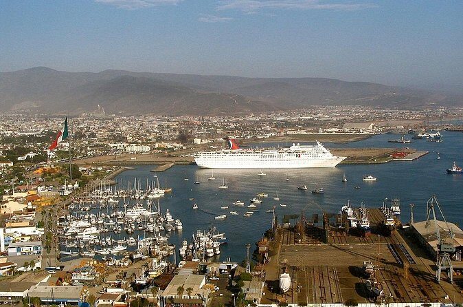 Ensenada, La Bufadora and Guadalupe Valley Private Guided Tour - What Travelers Are Saying