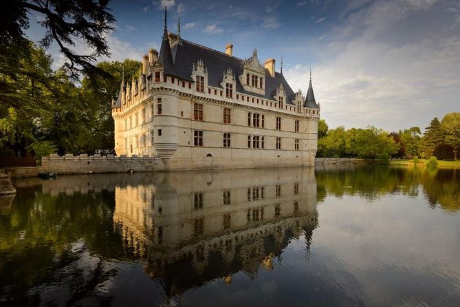Entrance Ticket for Château D'azay-Le-Rideau in the Loire Valley - Key Points
