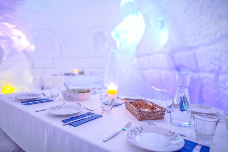 Entrance tickets to Snowman World and Snow Restaurant Dinner - Exploring Snowman World in Santa Claus Village