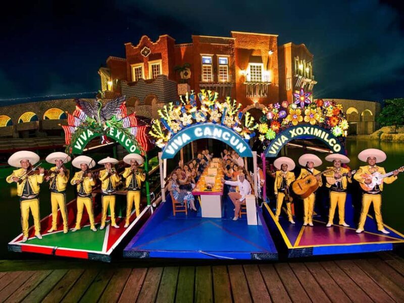 Entrance to Xoximilco Night Park - Key Points