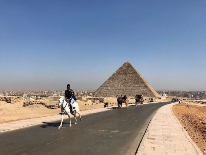Entry Ticket To Giza Pyramids Included Pick up & Drop Off - Tips for a Great Experience