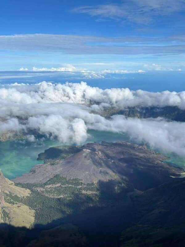 Epic Rinjani One-Day Trek: Senaru or Sembalun Pathways - Frequently Asked Questions