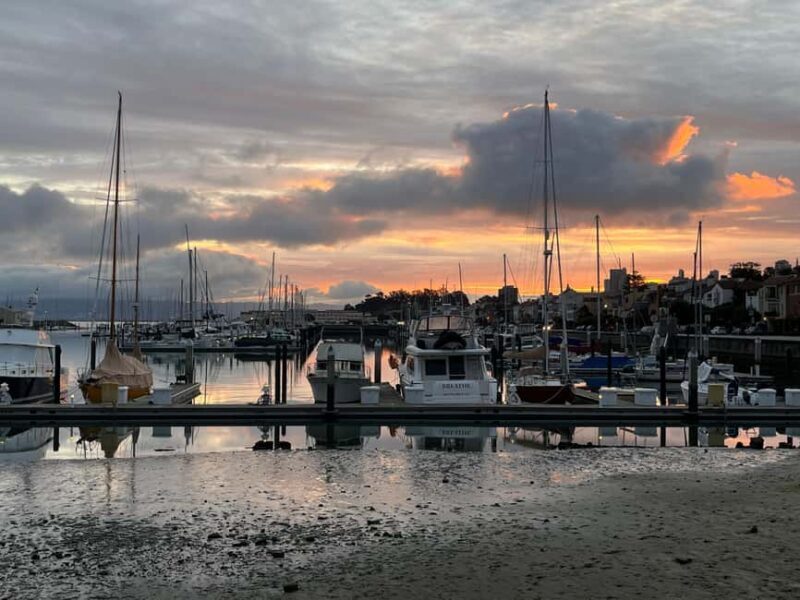 Epic San Francisco Views Urban Hiking Tour City and Nature - Starting Off at the Waterfront and Palace of Fine Arts