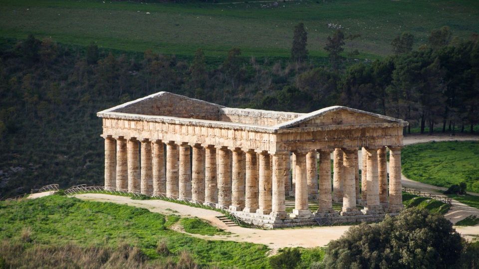 Erice and Segesta Multi-Language Tour From Palermo - Accessibility Considerations