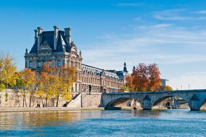 Escorted Paris Day Trip: Eiffel Tower, Notre Dame & Lunch Cruise - Analyzing the Value