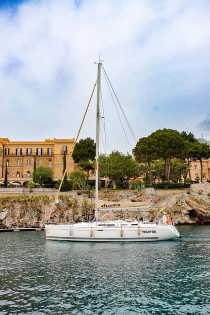 Escursione di mezza di giornata in barca a vela - Key Points