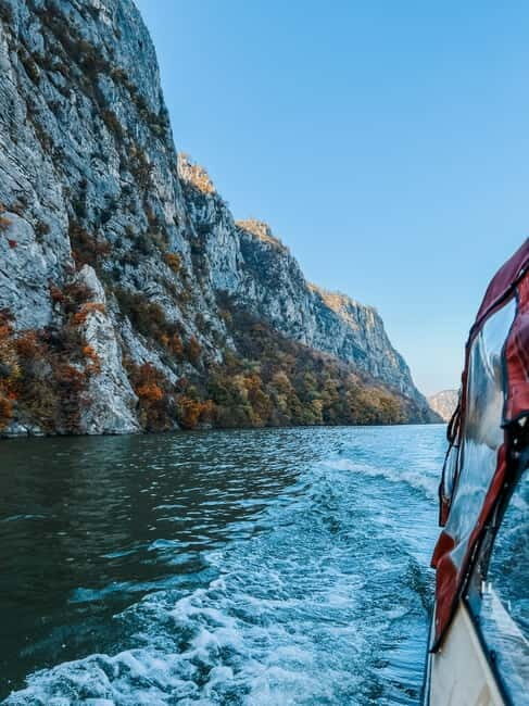 Eselnita: Boat Cruise on the Danube River - An In-Depth Look at the Danube Boat Cruise