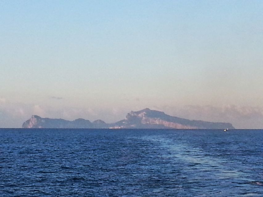 Esperienza Privata a Capri in Barca con Gozzo Classico 3H - Practical Tips for Your Trip